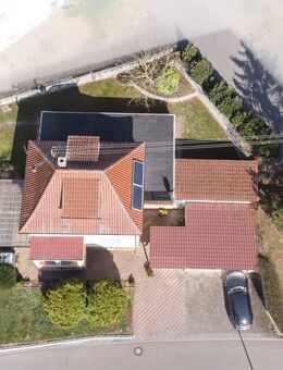 !!! Ein-bis Zweifamilienhaus in ruhiger Lage, 839 qm Grdst., 170 qm Wfl., sofort bezugsfei !!! - Neudenau