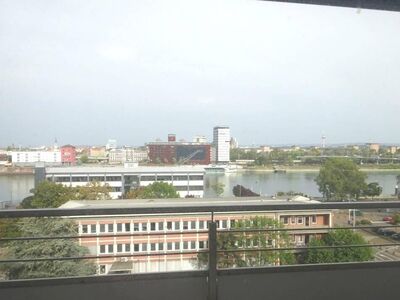 Schöne 1-Zimmer-Wohnung mit Balkon im Zentrum Ludwigshafens