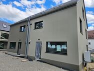 Neu fertiggestellte DHH Lochhausen - München