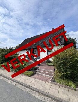 VERKAUFT! Wohnqualität auf zwei Ebenen - Top gepflegtes Zweifamilienhaus mit Wohlfühlgarten - Bad Bevensen