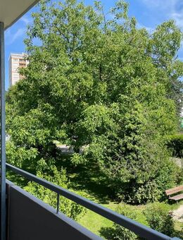 3-Zimmer-Wohnung mit Balkon, Stellplatz und Aufzug in Heppenheim! Frei ab sofort! - Heppenheim (Bergstraße)