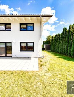 Repräsentatives Doppelhaus mit Toskana Feeling - beeindruckende 6 Zimmer erwarten Sie! - Brunnthal