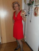 Suche junggebliebenen Mann, um die 68- 73 (keinen jüngeren Mann) zum Lieben, Leben und für eine gemeinsame Zukunft, gerne Frühaufsteher aus den alten Bundesländern in 04209