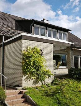 Großzügiges Einfamilienhaus in ruhiger, sonniger Lage von Lohfelden-Ochshausen - Lohfelden