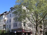 Ideal geschnittene 4-Zimmer-Wohnung mit einmaligem Altbau-Flair in ruhiger Anwohnerstraße in Berlin-Steglitz ***Bezugsfrei*** - Berlin