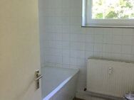 Schöne und helle 3 Zimmer-Wohnung im Erdgeschoss zu vermieten / WBS erforderlich - Bielefeld