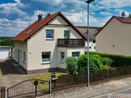 Freistehendes Einfamilienhaus mit Garage, Wintergarten und sonnigem Grundstück in Meuschau. - Merseburg Geusa