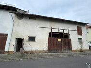 älteres Einfamilienhaus mit viel Potenzial und großer Scheune - Hömberg