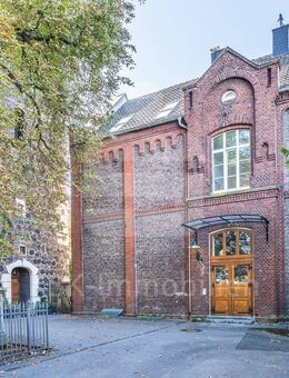 Architektur mit Geschichte: einzigartige Wohnung in denkmalgeschützter und historischer Anlage! - Köln