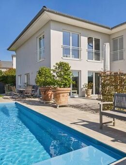 DESIGNERVILLA MIT POOL AN DER LUXEMBURGISCHEN GRENZE! - Wincheringen