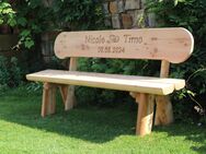 Gartenbank aus Lärche. Holzbank. Hochzeitsgeschenk. Rentnergeschenk. Krongartmöbel. - Steyerberg