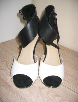 sommerliche High Heels Sandaletten 38 - Moosinning