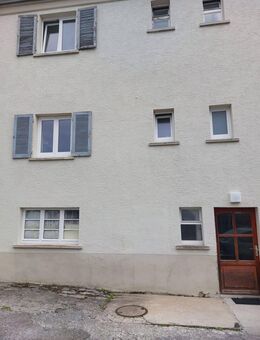 Böblingen 2 Zi.Altbau Whg.ca.60m2 Holz Kohle Heizung Euro 400.- NK 80.- - Sindelfingen