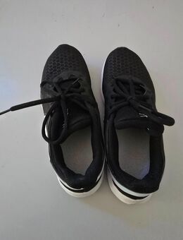 Nike Sneaker Schuhe Größe 38 Schwarz - Berlin