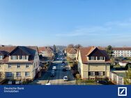 Bezugsfreie 2-Zimmer-Dachgeschosswohnung mit Blick auf den Rathenaupark - Hennigsdorf