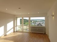 Moderne 2-Zimmer Wohnung mit EBK und 2 großen Balkons - Eschenbach (Oberpfalz)