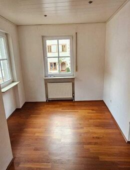 Wohnung mit Balkon & Schlossblick in Wertheim - Wertheim