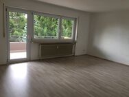 **2 Zimmer ETW (76 qm) im HOCHPARTERRE + BALKON, EBK, GARAGE... - Gailingen (Rhein)