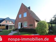 Solides und vollständig unterkellertes Einfamilienhaus nebst Carport und Gartenhaus - Husum (Schleswig-Holstein)