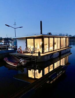 Hochwertiges Hausboot: Ihr schwimmendes Zuhause auf dem Wasser - Hamburg