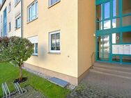 Charmante 2-Zi.-Wohnung mit Balkon nahe dem Kulkwitzer See, Top-Zustand & Tiefgarage - Leipzig
