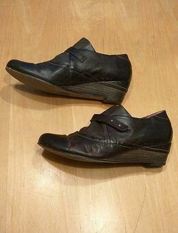BUGATTI Damenschuhe Größe 38 - Essen