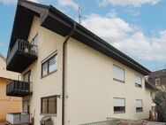 Zwei Immobilien zu einem Preis - Reihenendhaus mit angebautem Dreifamilienhaus! - Lörrach