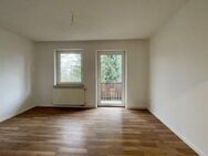 3-Zimmer-Wohnung mit Balkon - Erstbezug nach Renovierung - Schwarzenbach (Saale)