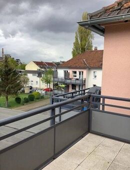 Komm nach Broich: 2 Zimmer mit großer Wohnküche und Sonnenbalkon m ggf. mit Einbauküche kurzfristig - Mülheim (Ruhr)