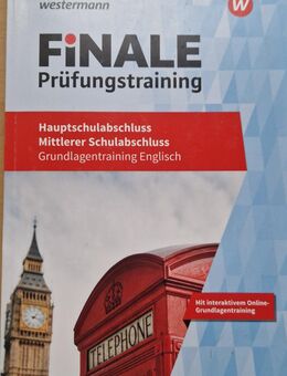 verschiedene Bücher für die Schule - Essen