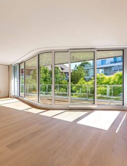 Exklusive 4-Zimmer-Wohnung mit Holzrausch-Maßeinbauten und sonniger Westterrasse - München