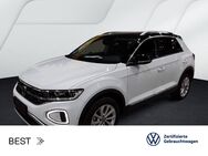 VW T-Roc, 1.5 TSI STYLE DIGITAL 17ZOLL, Jahr 2024 - Mühlheim (Main)