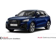 Audi Q2, 40 TFSI quattro S line Black, Jahr 2024 - Gießen