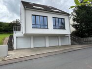 Modernes Vier-Familien-Haus mit Wärmepumpe - Trier