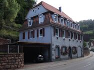 Zweifamilienhaus mit großem Grundstück - Wildberg (Baden-Württemberg)