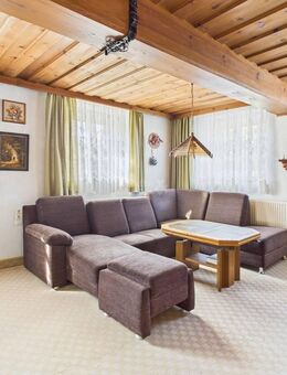 Traumhaftes Kleinod zur Selbstverwirklichung - Denkmalgeschütztes Forsthaus in Seybothenreuth - Seybothenreuth