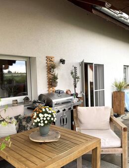 79777 Ühlingen-grenznahes Traumhaus mit Garage und viel Platz sucht Familie zum wohnen-leben-spielen-grillen und toben - Ühlingen-Birkendorf