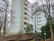 Wie ein Penthouse- Oberste Etage!! Gepflegte 4 Zimmer-Wohnung mit Aufzug, 2 Bädern und Garage in ruhiger Randlage von Wernau - Wernau (Neckar)