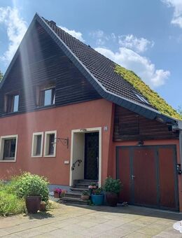 SANKT AUGUSTIN, schönes freist. Einfam.Haus , ca. 180 m² WNfl. 5 Zi, Keller, Terrasse, 590 m² GrSt. - Sankt Augustin