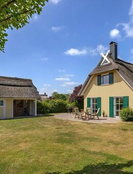 Strandnahes Ferienhaus unter Reet - Dassow