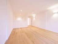 Freiwerdende lichtdurchflutete Wohnung mit Südbalkon und idealer Anbindung - München
