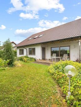 Sofort bezugsfrei! Großzügiges Wohnhaus in traumhafter Ortsrandlage von Biberach / Rindenmoos - Biberach (Riß)
