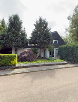 Stilvolles Wohnen mit Galerie und großzügigem Garten - Joldelund