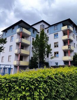 1-Zimmer-Wohnung mit Loggia - ruhig im Grünen! - Plauen