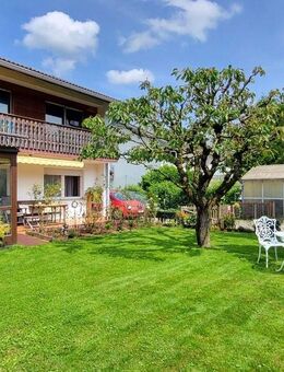 Für Gartenliebhaber! Ruhig & sonnig gelegene 3-4 Zi.-Erdgeschosswohnung mit Wintergarten & Garage - Palling