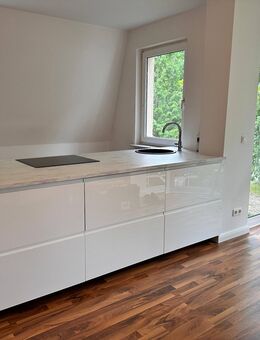 Traumhafte Wohnung mit sonnigem Erker in Waldnähe - Hohen Neuendorf