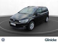 VW Touran, 1.5 l TSI Highline, Jahr 2022 - Bad Langensalza