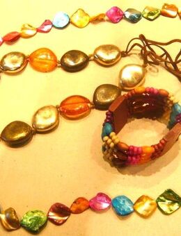 Schmuck Modeschmuck 2x Steinkette 1x Armreif Setpreis - Amberg