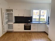 Neuwertige 4-Zimmer-Erdgeschosswohnung mit Terrasse und Gartenanteil - Bayreuth