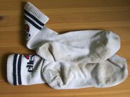 Weiße Socken - Ellesse - getragen - Wurzen